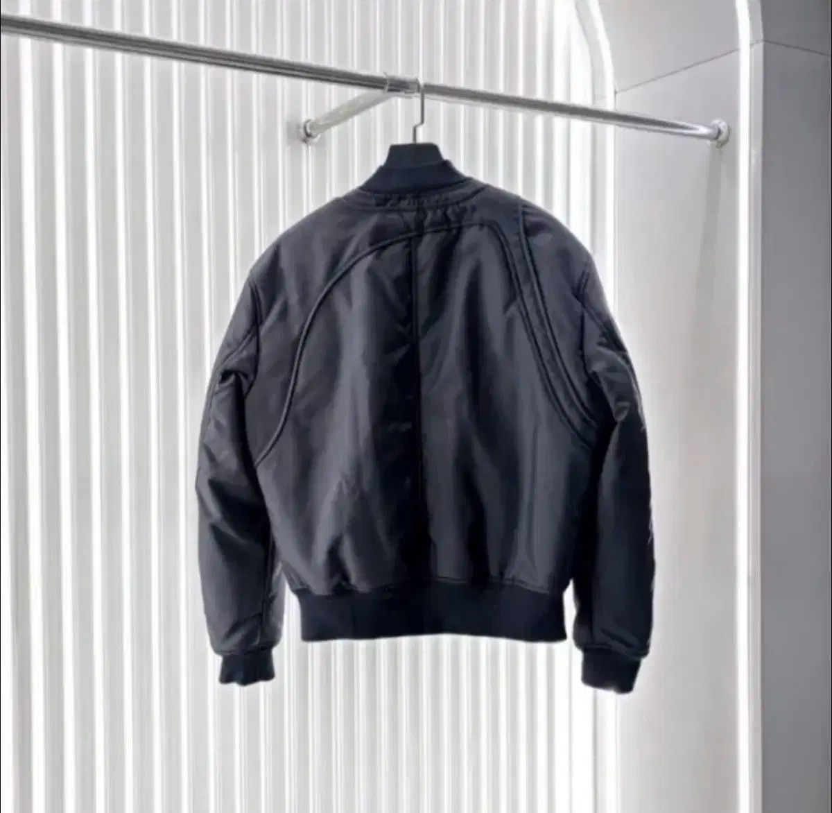 Alexander McQueen ブラック ブルゾン ジャケット