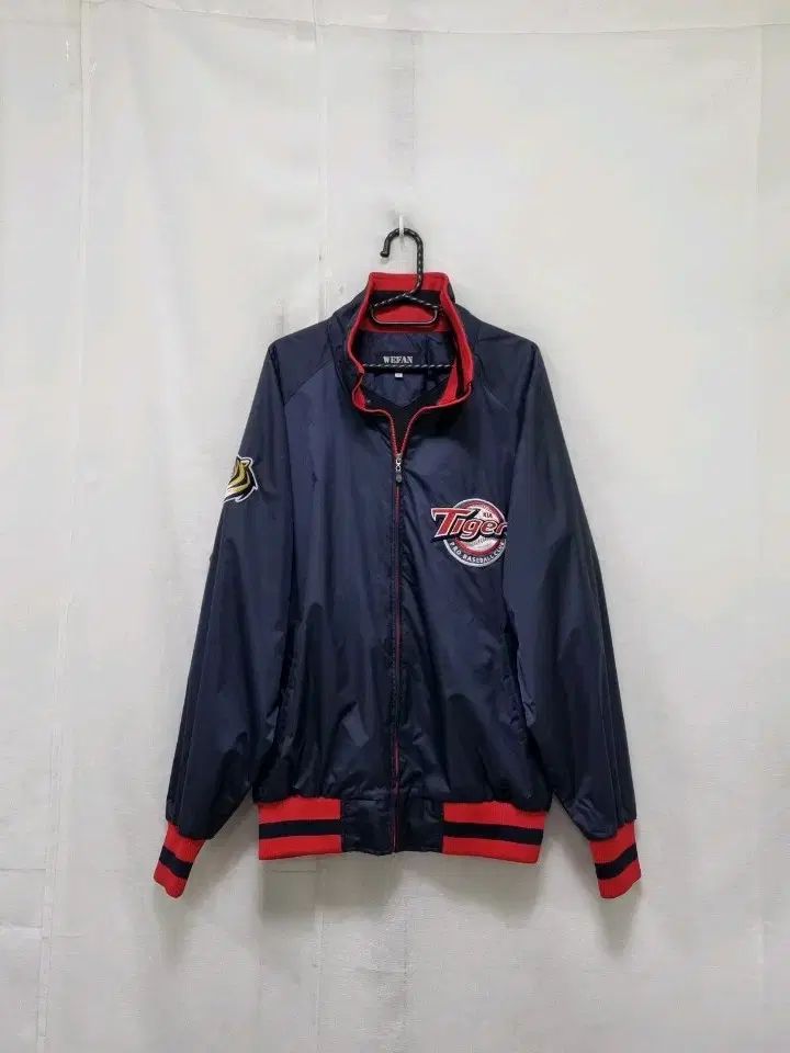 ワユース XL キア タイガース アウター