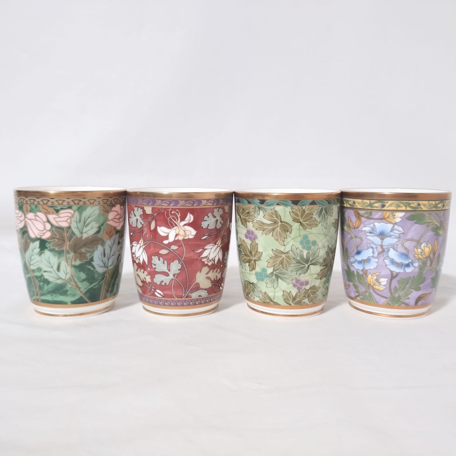 Noritake ノリタケ マグカップ 4客セット Bone China ボーンチャイナ オーキッド 金彩 花柄 絵変わり