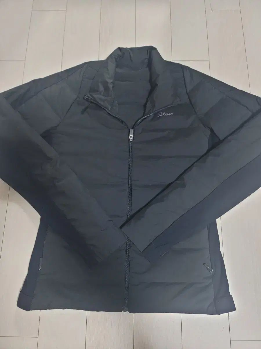 タイトリスト ブラック 軽量 ダウン アウター 85