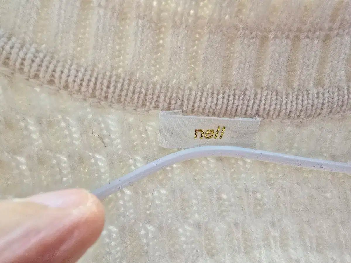 ネル アイボリー Vネック ニット ベスト カシミア