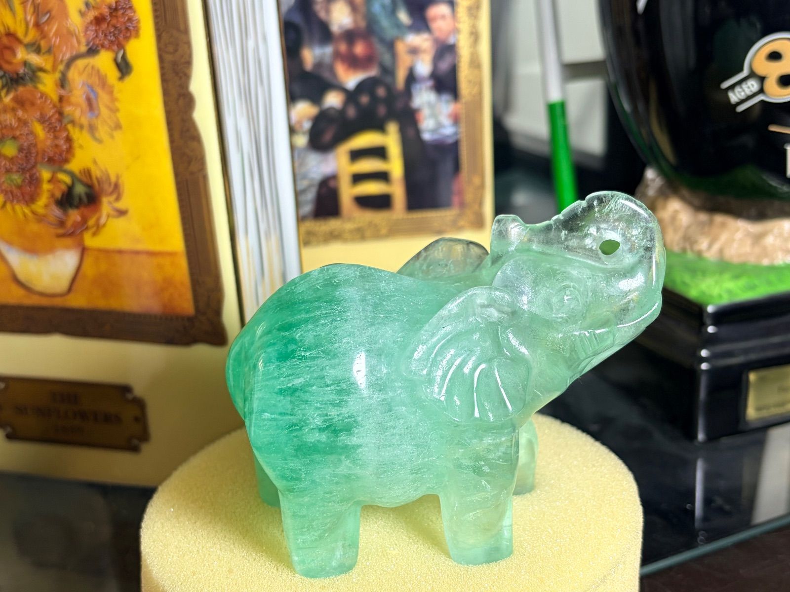 ★癒し♡爽やか系★ 希少カラーレイクブルーフローライトの象さん　✴︎彫刻置物✴︎ ☆癒し♡爽やか系☆ 希少カラーレイクブルーフローライトの象さん ✴︎