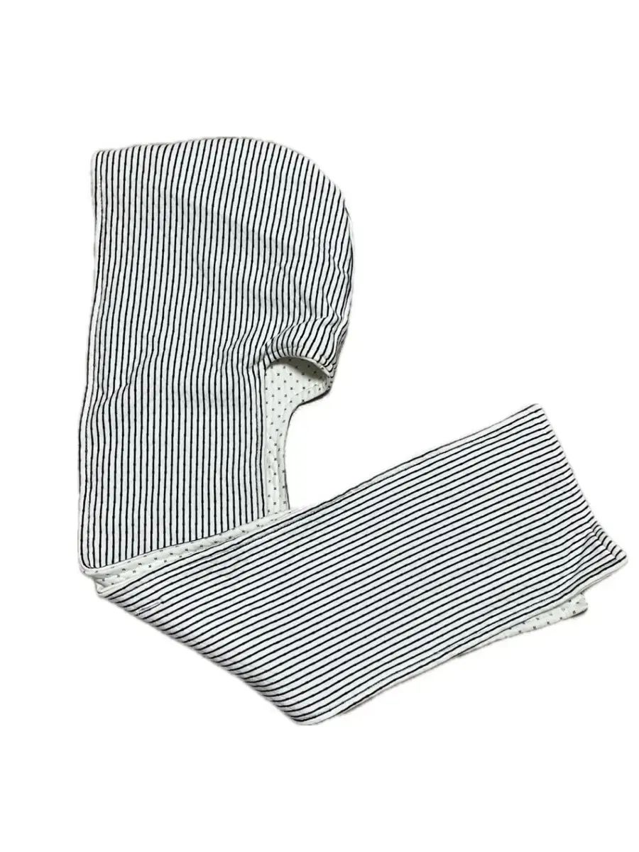 クリーム マフラー