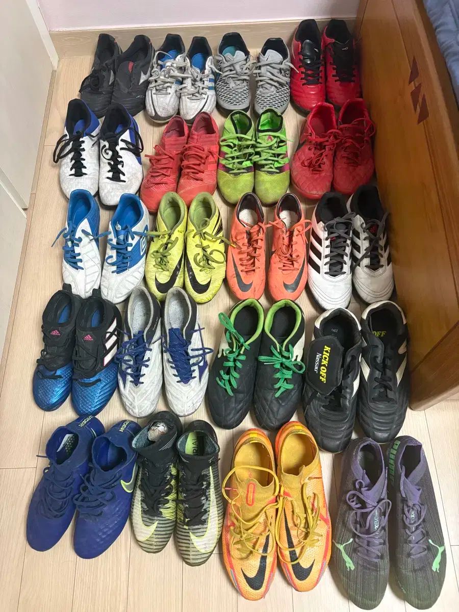 サッカーシューズ14個 サッカーシューズ6個