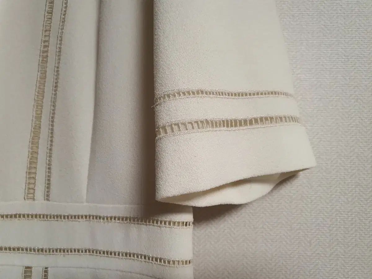 モジョエスピン エンブロイダリー