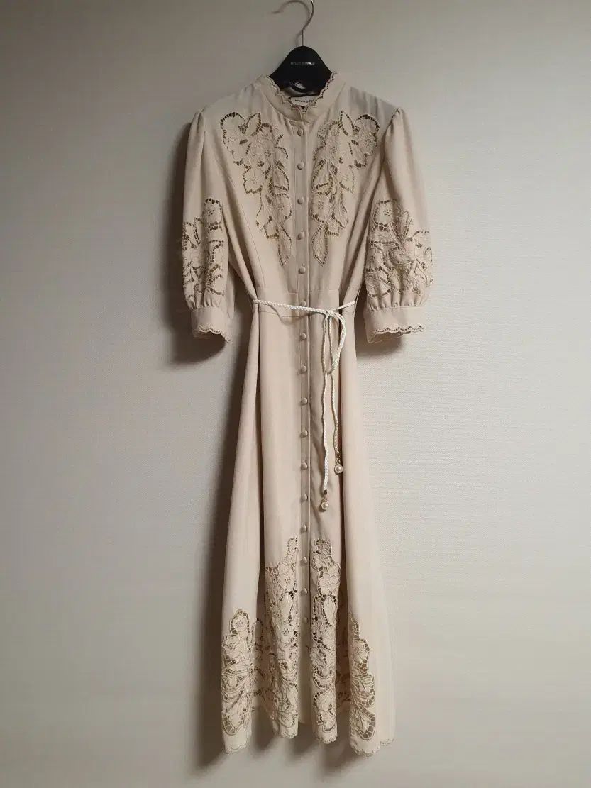 MOJO.S.PHINE モジョエスピン エンブロイダリー レース ディテール ONE PIECE 66 サイズ