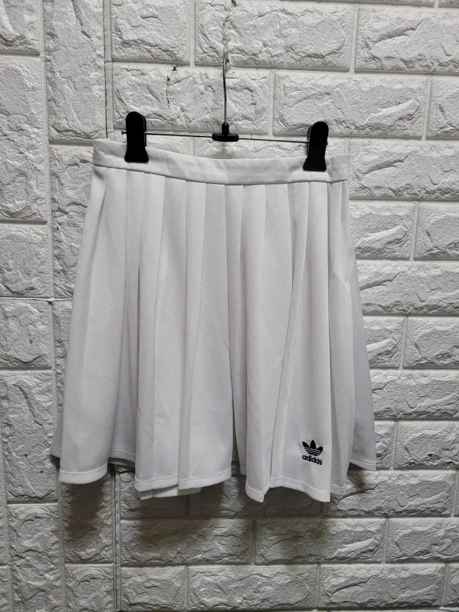 アディダス 正規品 テニス スカートM