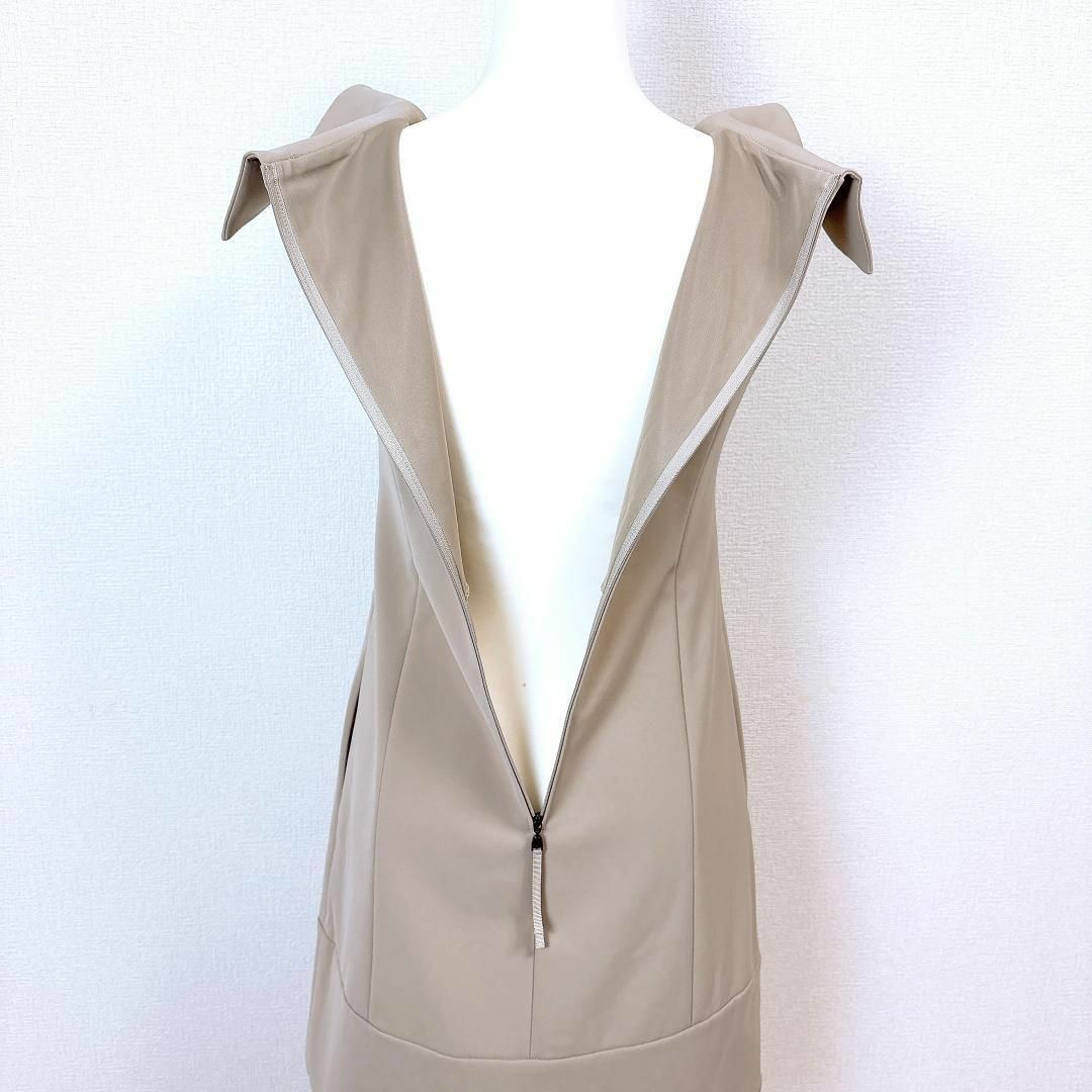 美品】FOXEY NEW YORK ノースリーブワンピース 38 ベージュ 襟 - メルカリ