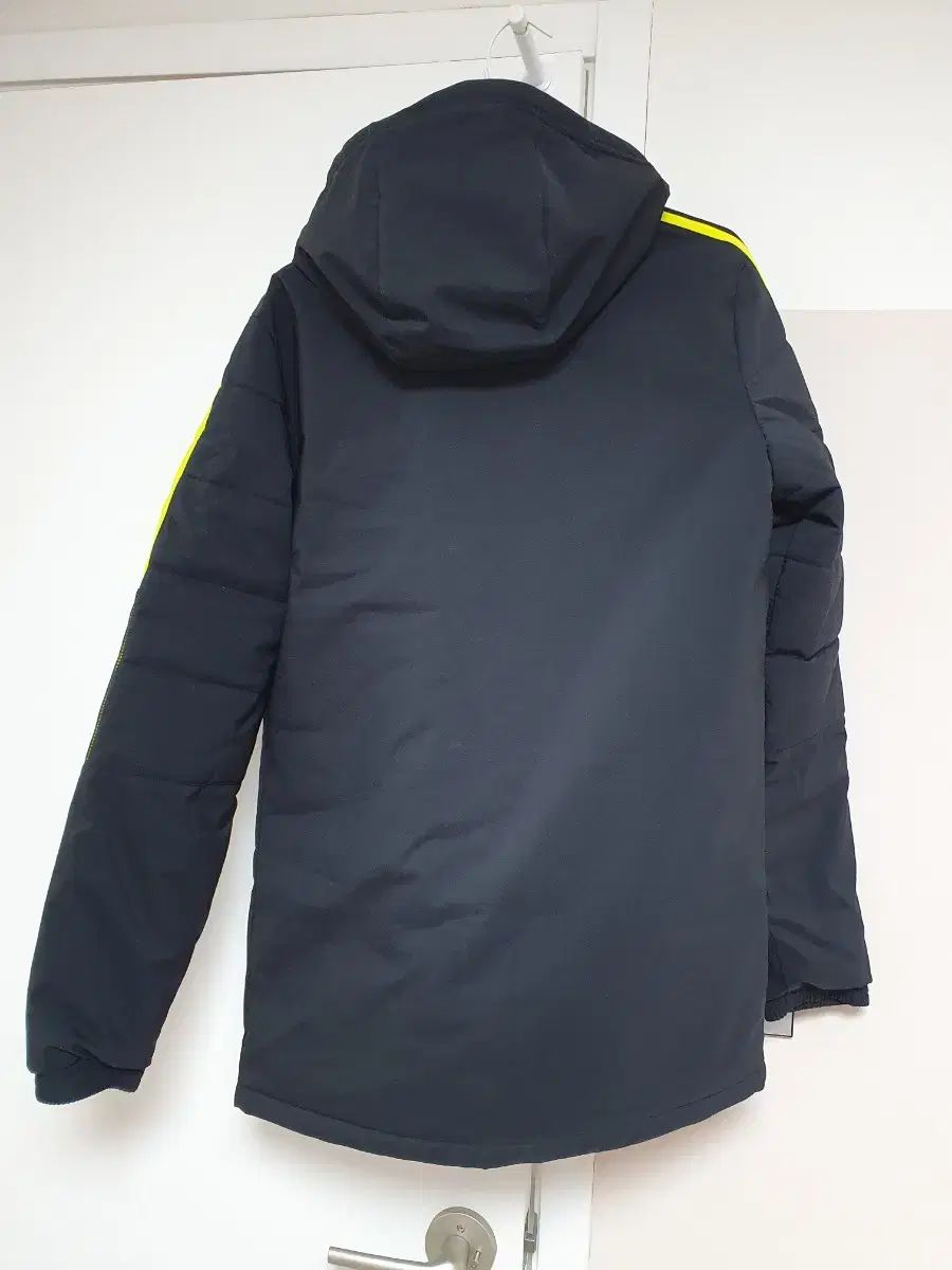 リズユナイテッド 支給品 ウィンタージャケット