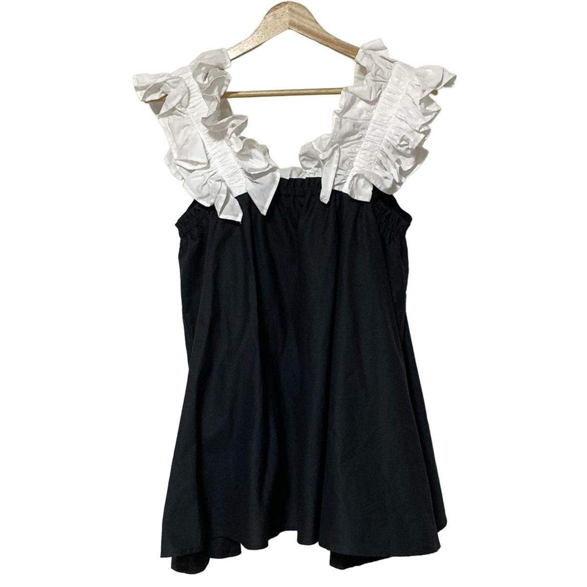 cygne シーニュ ノースリーブカットソー レディース - 白×黒 フリル