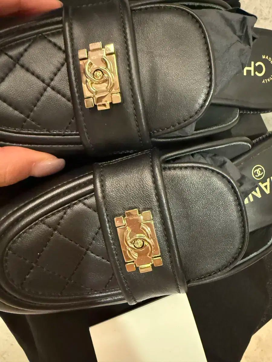 ブラック ローファー