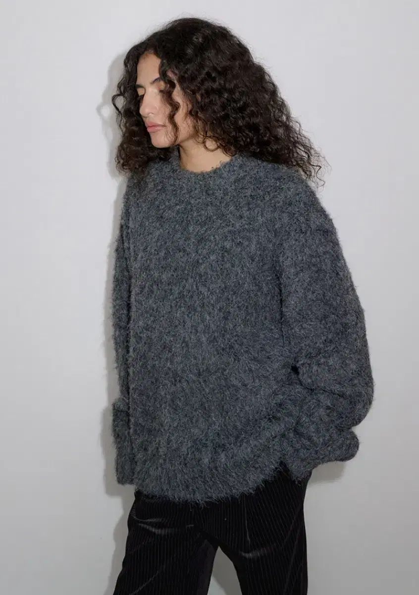 オーバーデューフ OVERSIZE HAIRY KNIT _CHARCOAL