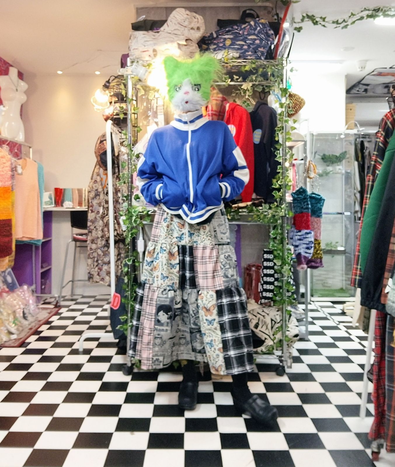 レトロマガジン×蝶々×タータンチェックミックス ティアードロングスカート