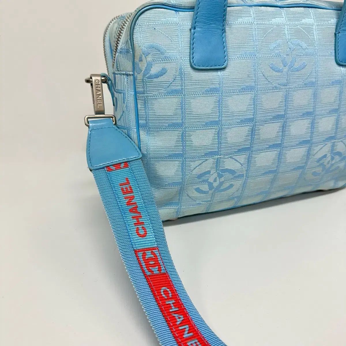 ニュー トラベル