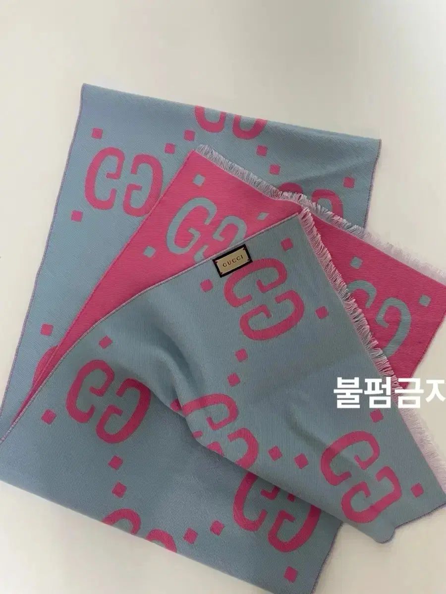 グッチ ウール マフラー ツートン