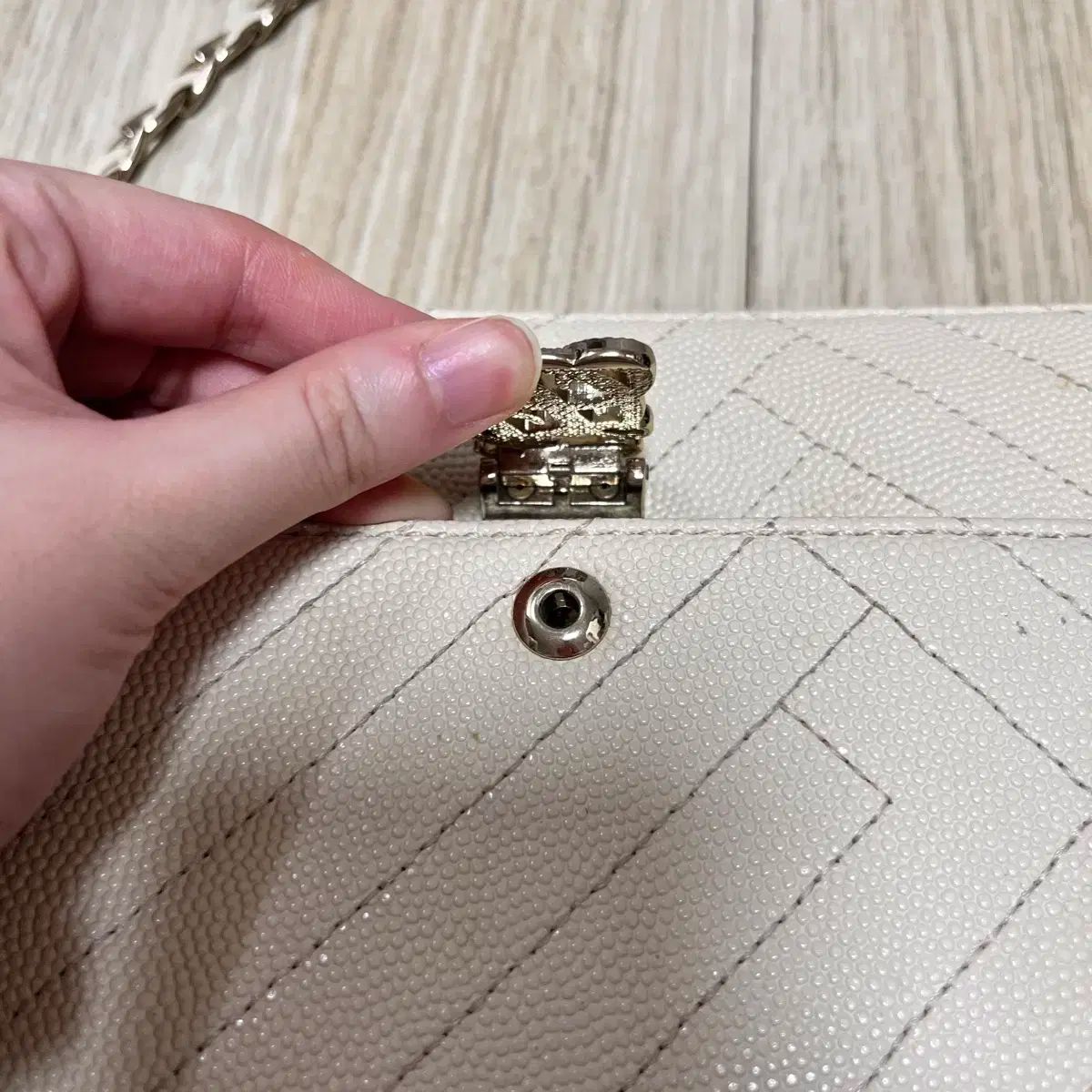 Louis Quatorze アイボリー バッグ キルティング チェーンバッグ ショルダーバッグ クロスバッグ DECORATOM_COM_BR