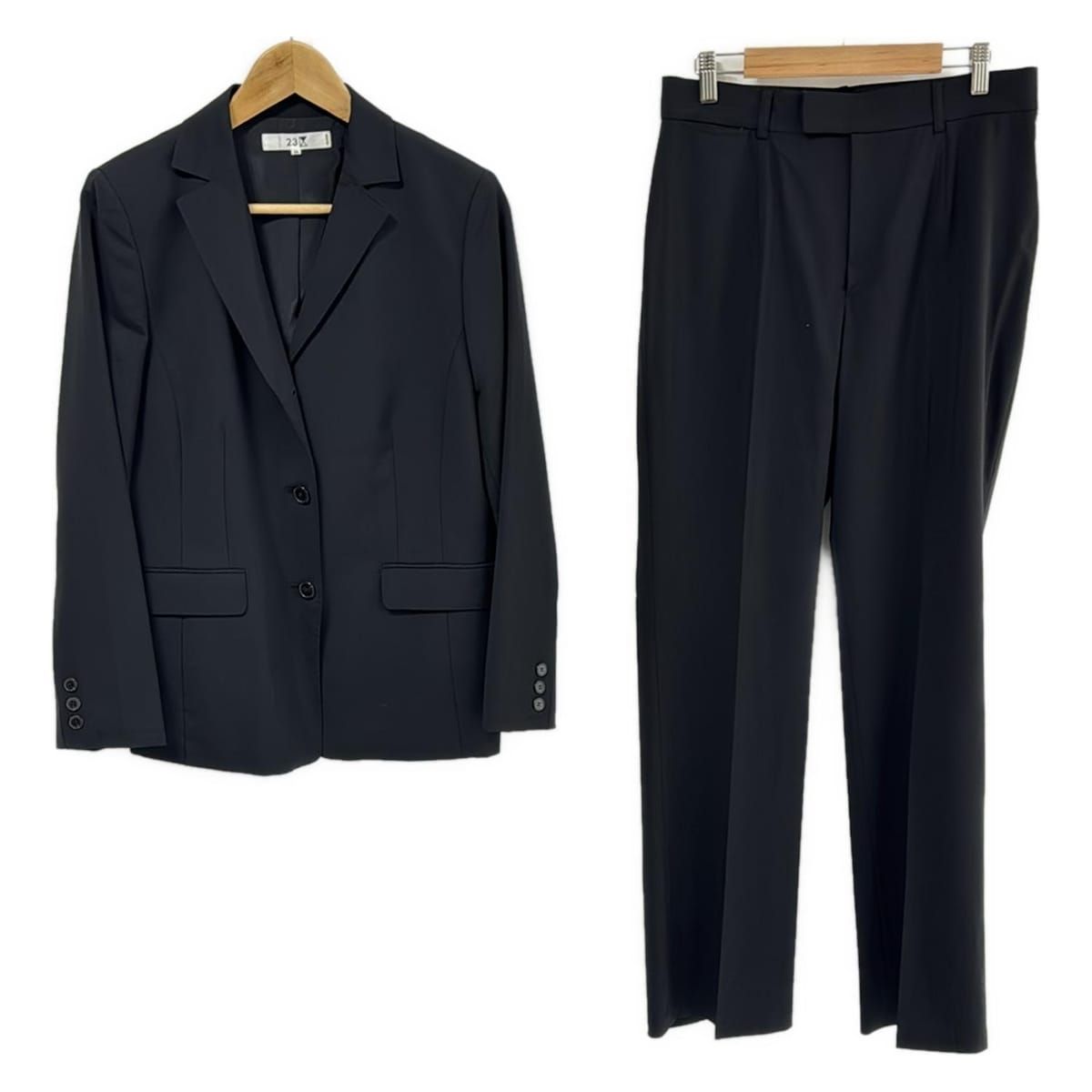 23区 ニジュウサンク レディースパンツスーツ レディース - 黒