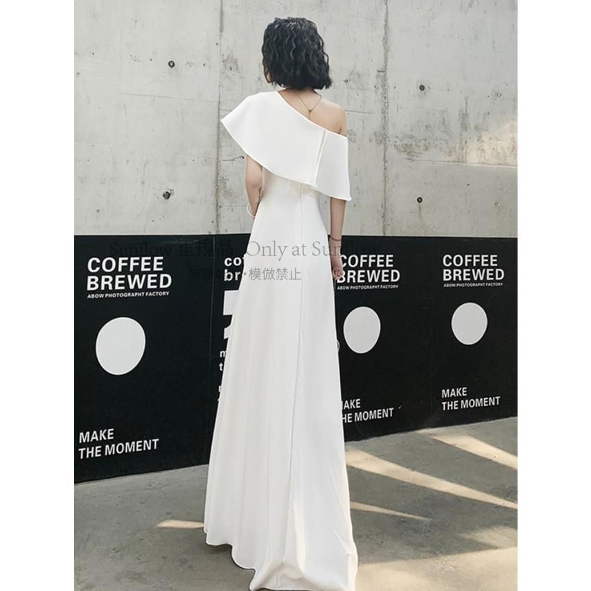 ウエディングドレス ドレス 白 赤 黒 袖あり 結婚式 二次会 花嫁 ドレス 大きいサイズ 3L 4L オフショルダー スレンダーライン スリット セクシー CCLF1104P085