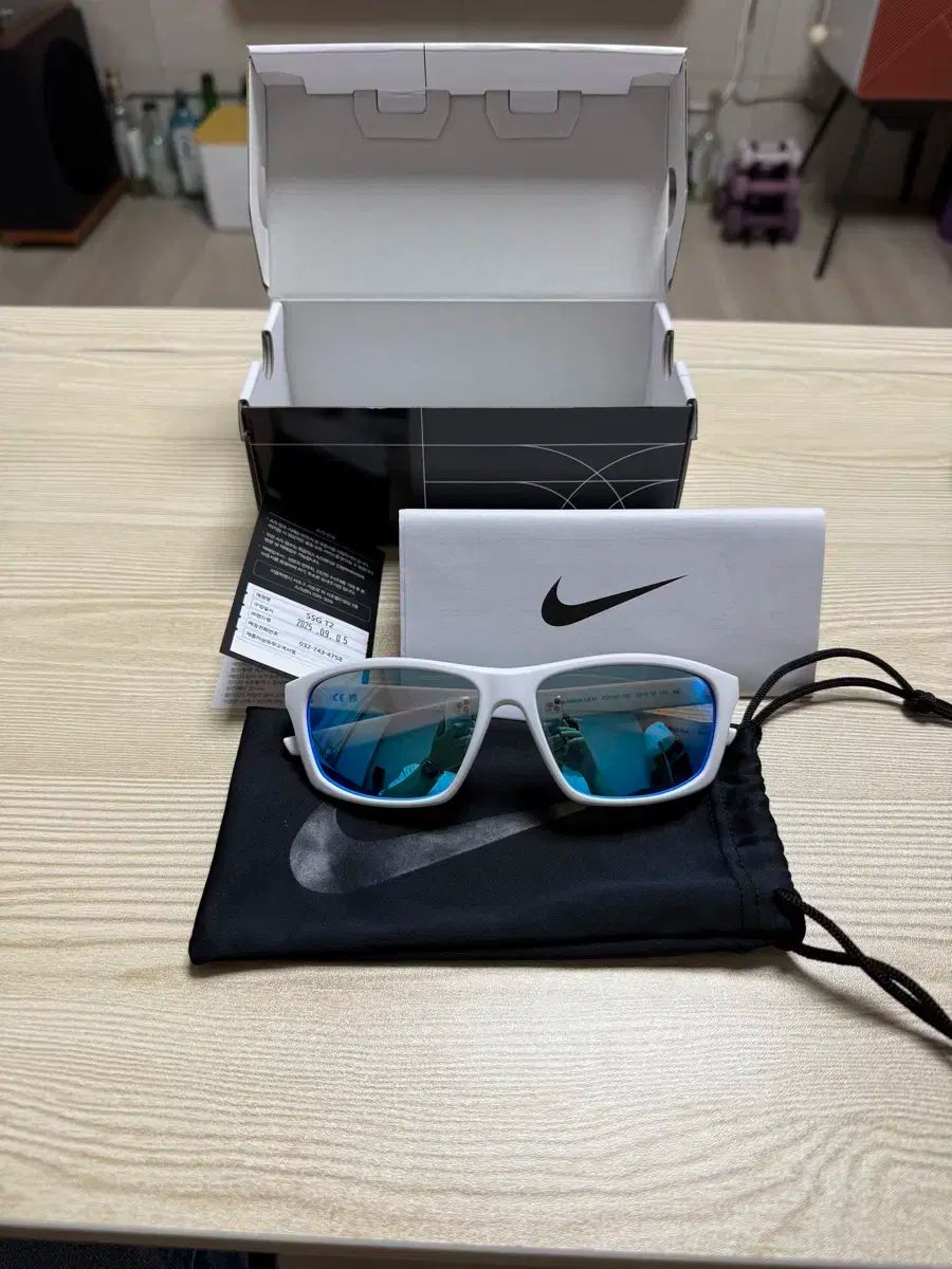 ナイキ morph ゴーグル サングラス ランニング スポーツ 野外活動