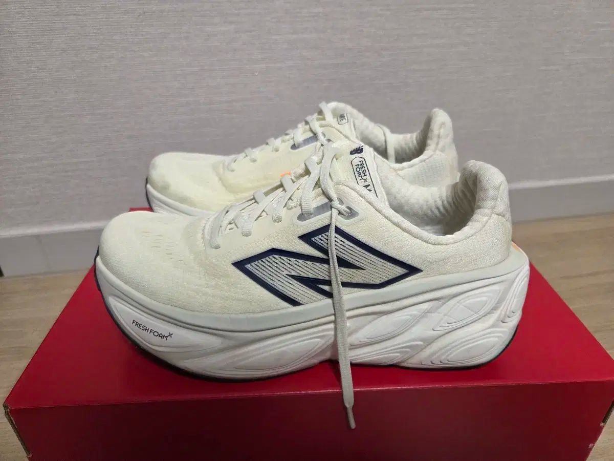 260 ニュー ンス ウール モア v 5 アンゴラ HOT マンゴ - D