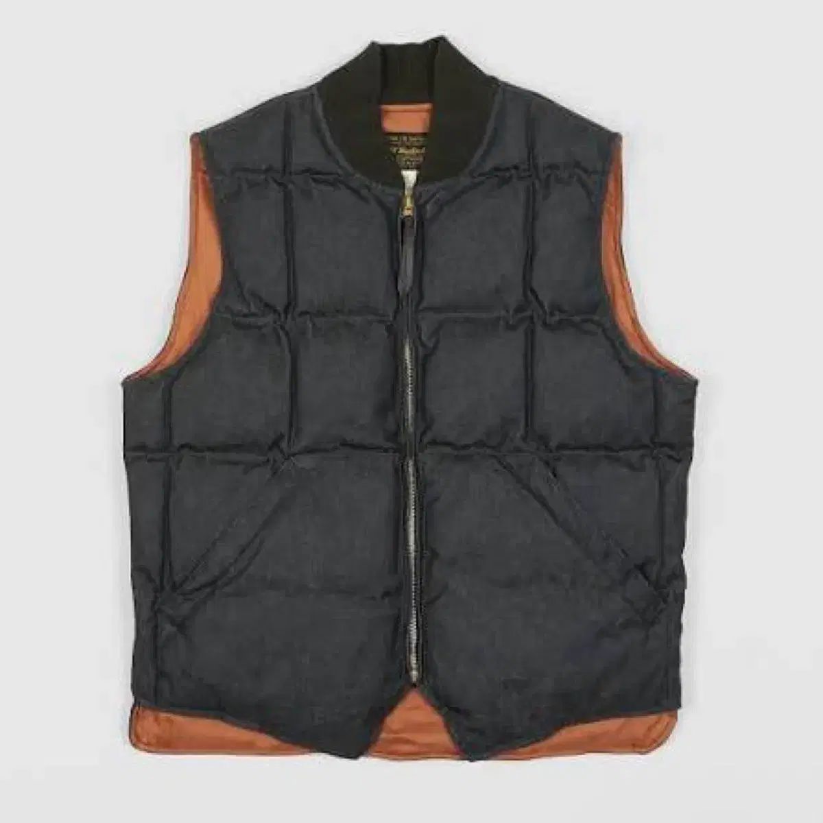 ノースフェイス『新品正規品タグ付き』海外限定Thudraベスト ノースフェイス『新品正規品タグ付き』海外限定Thudraベスト