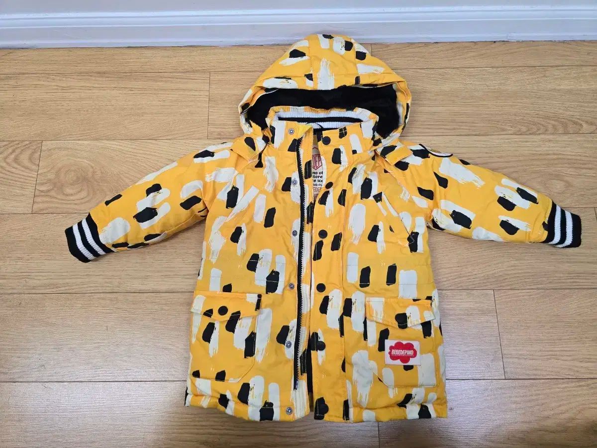 BEBE DE PINO ベベデピノ のような ダックダウン ダウンジャケット