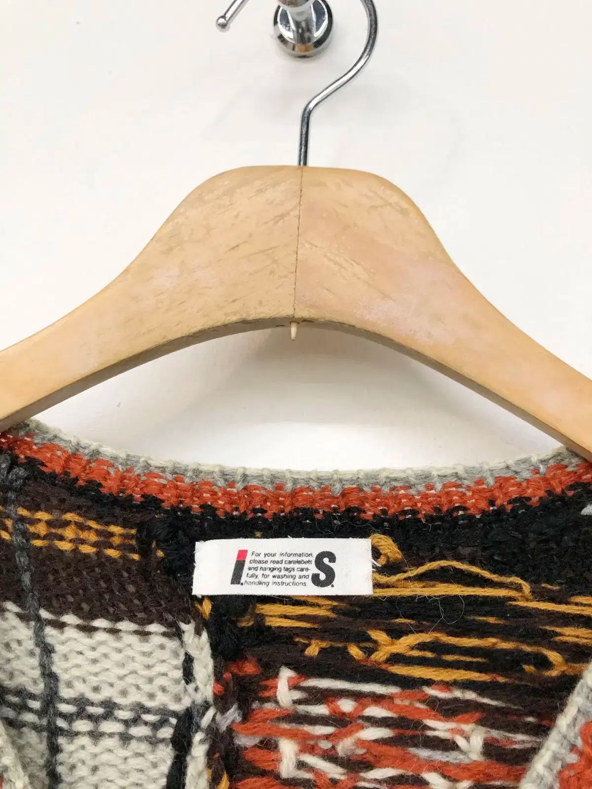 by イッセイミヤケ