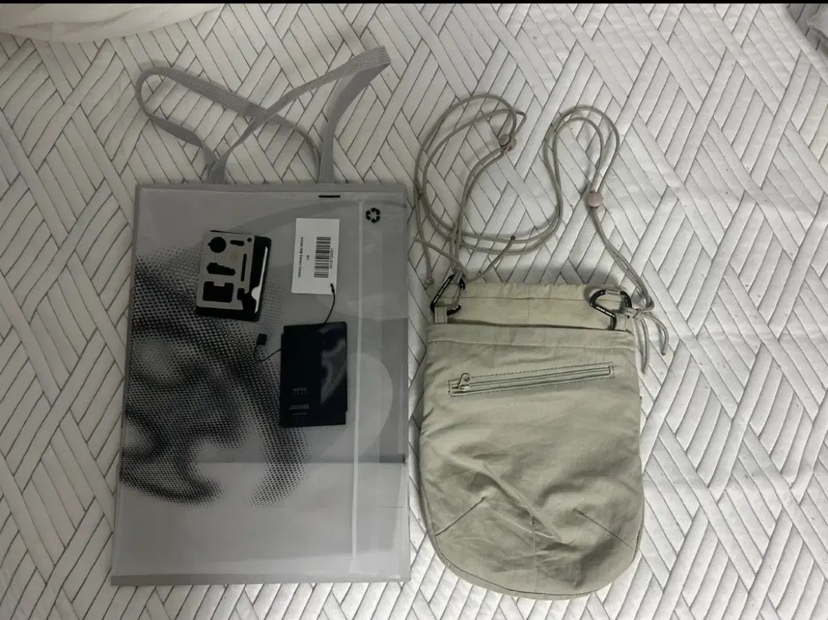 サンサンギアー クロスバック ベージュ