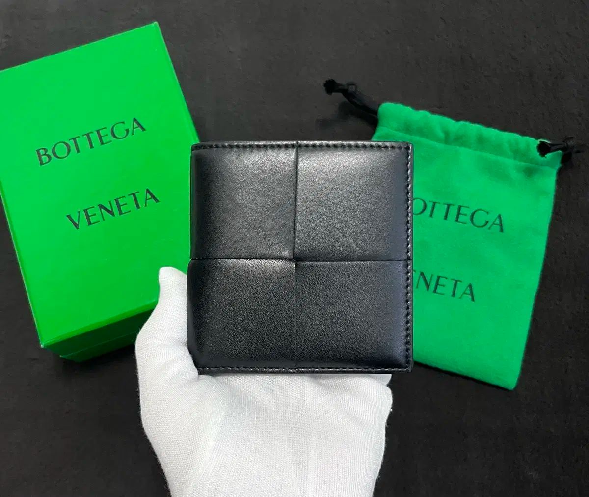 S フルセット Bottega Veneta ボッテガ ヴェネタ カーフスキン 二つ折り財布 ブロック