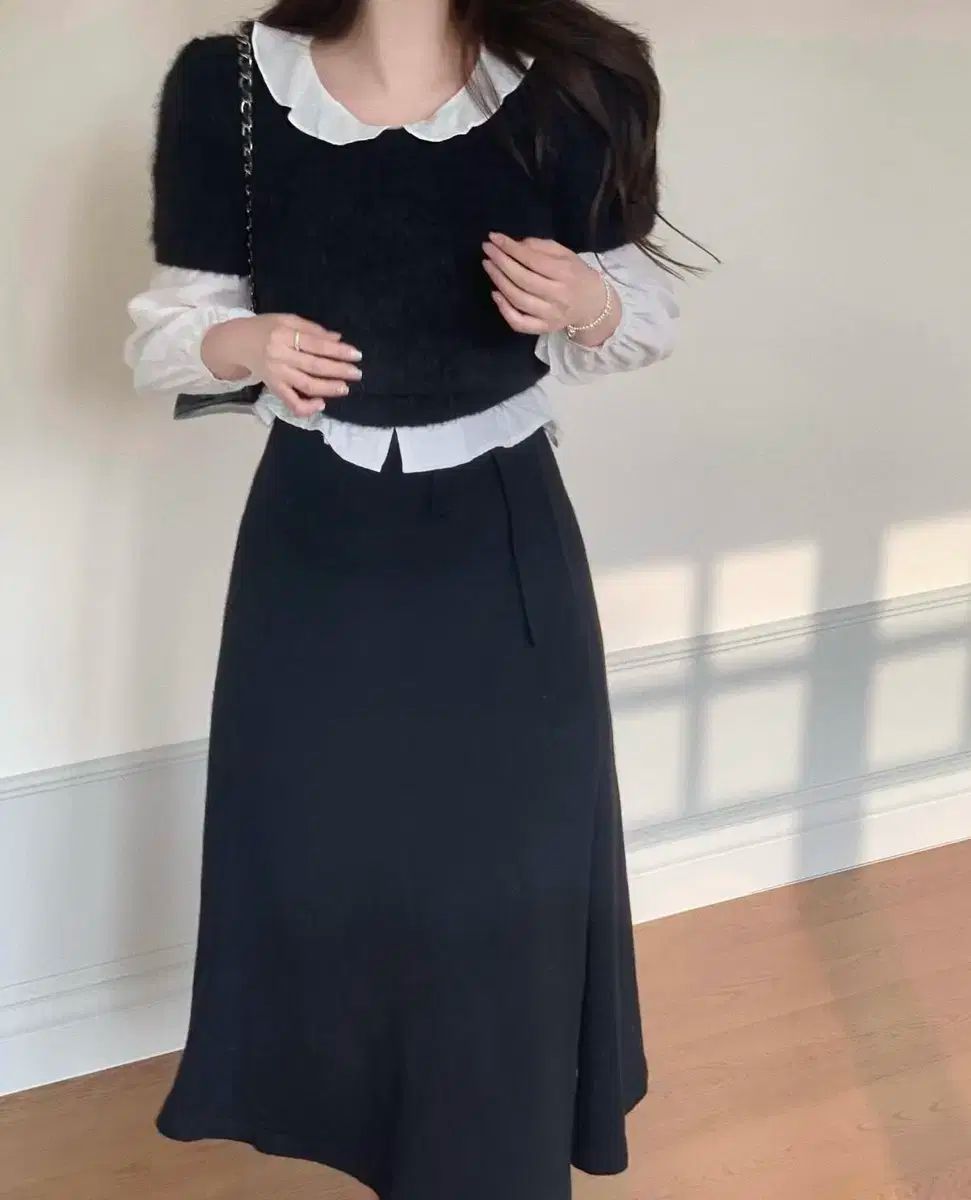 パフ半袖ニット ブラック