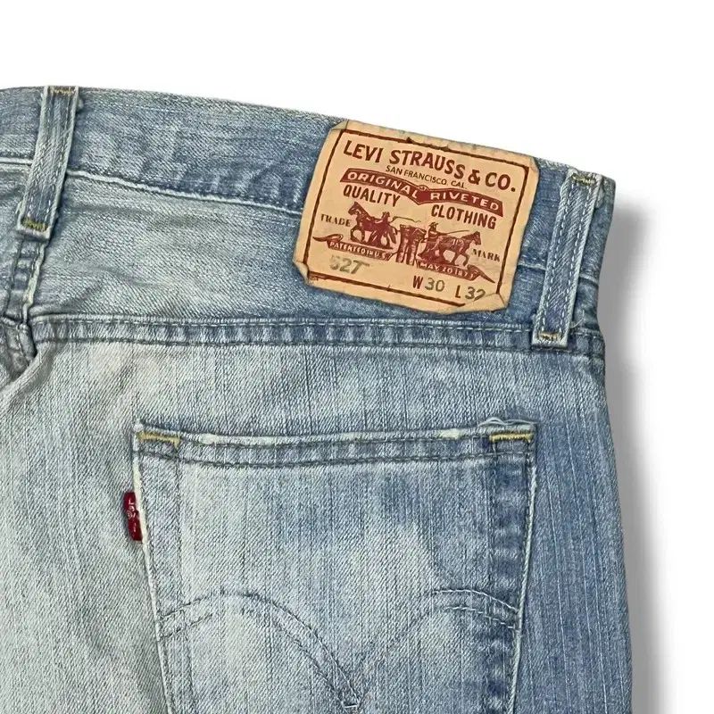 ブーツカット デニムパンツ