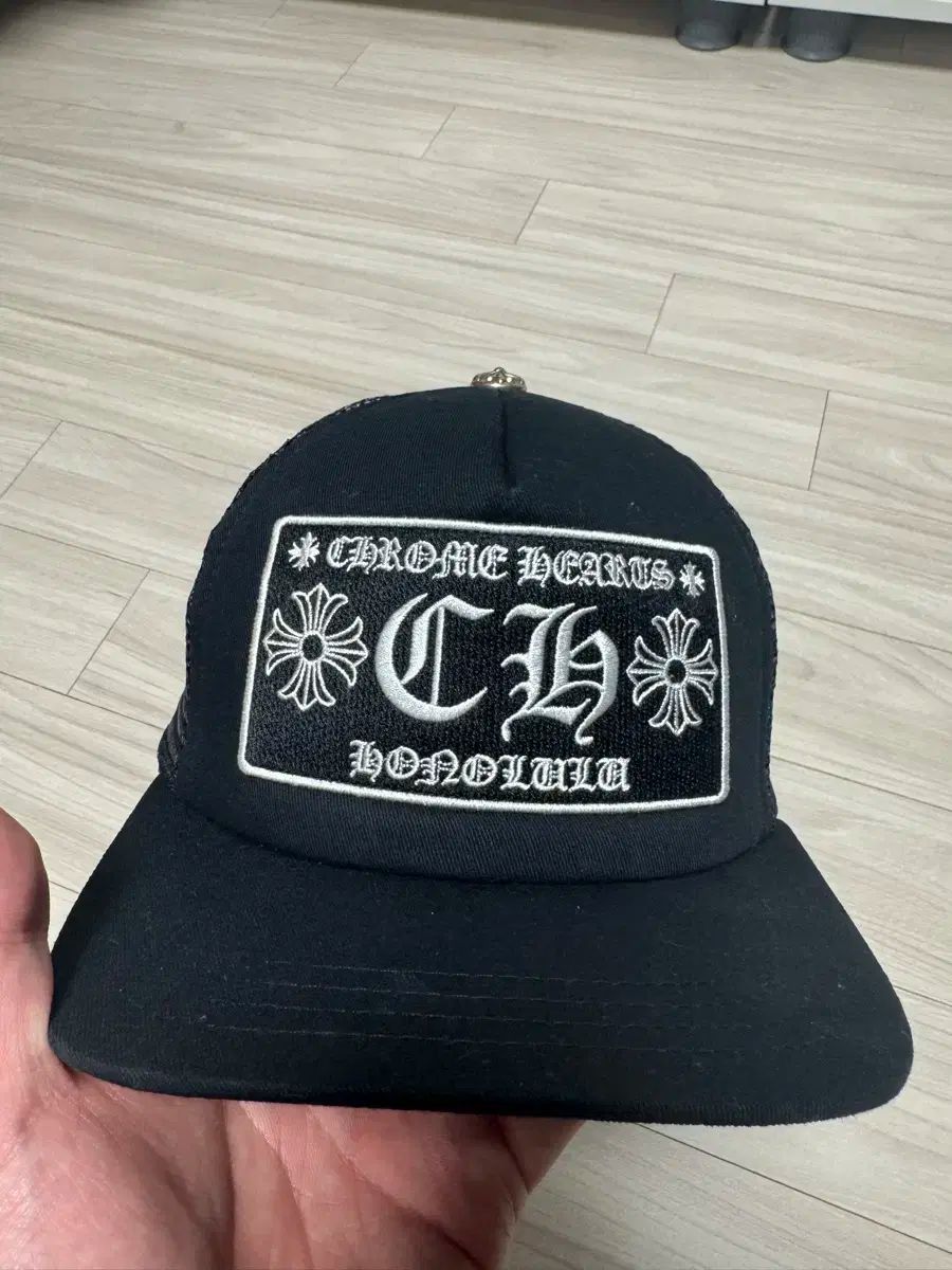 CHROME HAEATS クロムハーツ メッシュキャップ ホノルル トラッカーキャップ