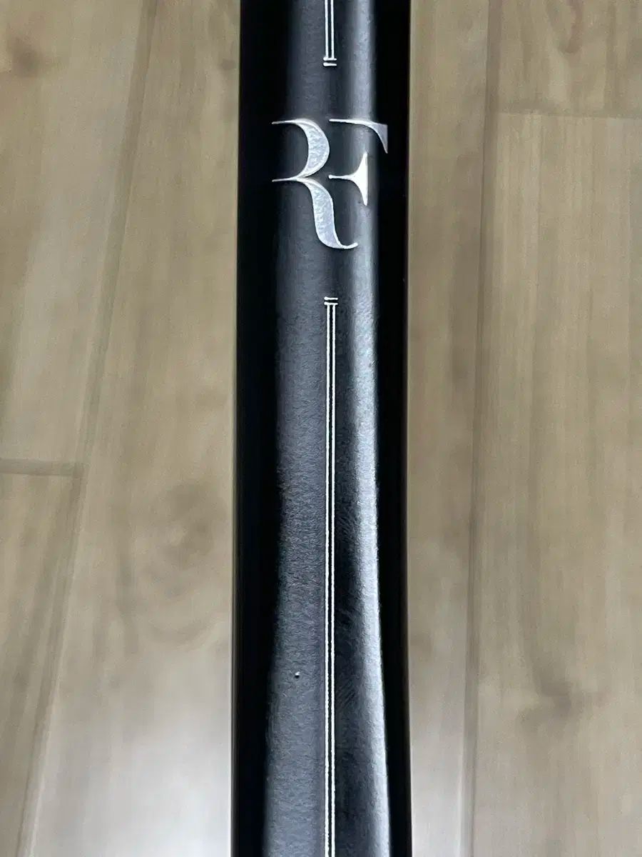 ウィルソン RF01 テニスラケット