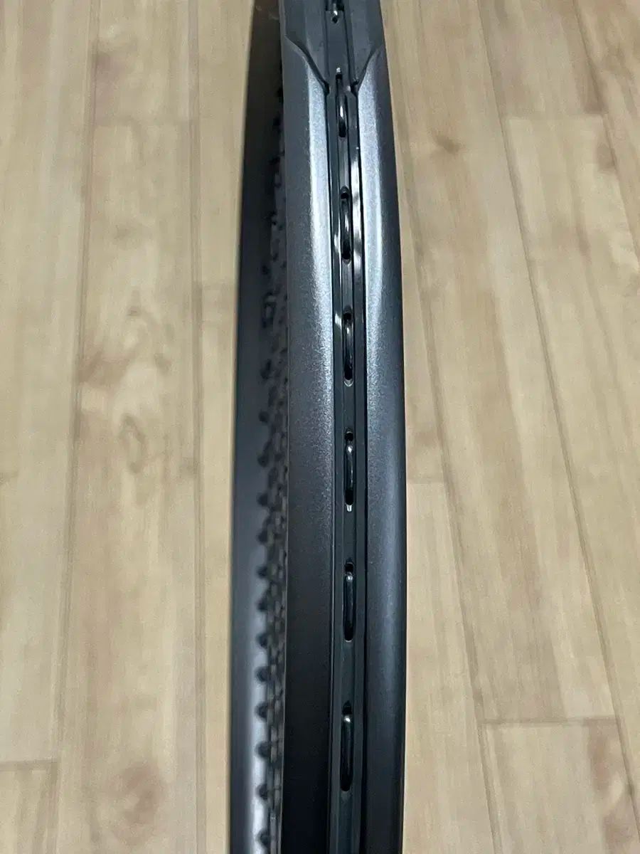 ウィルソン RF01