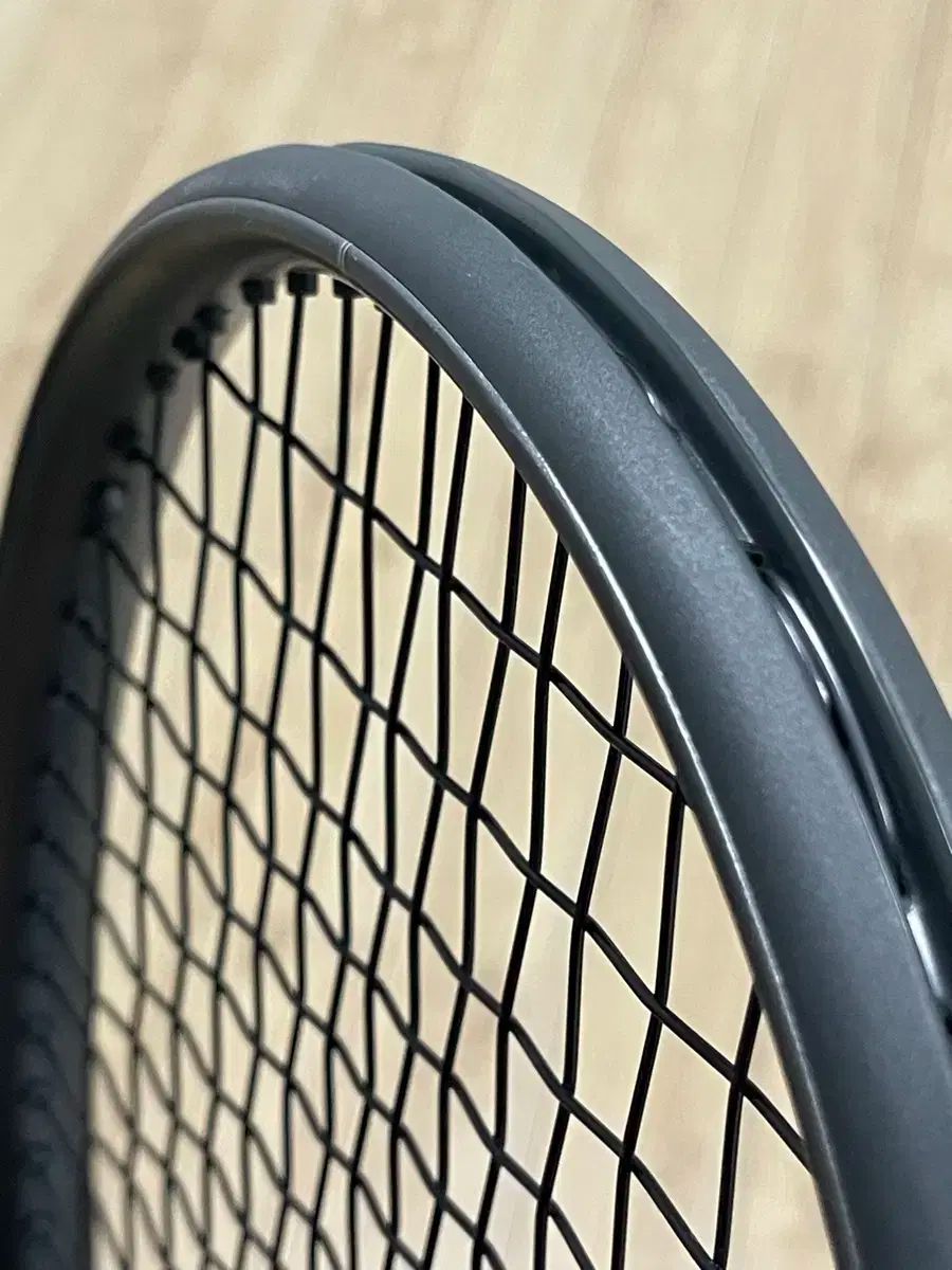 RF01 テニスラケット