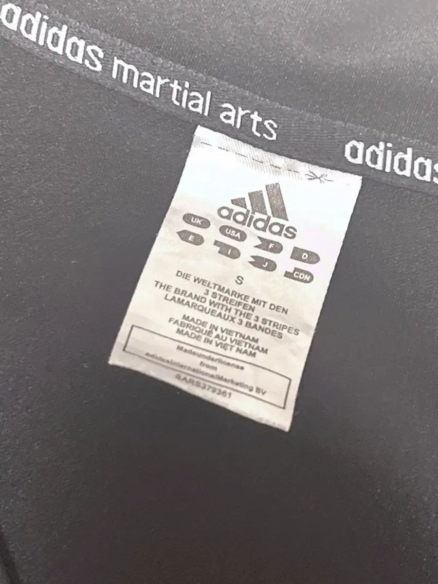 adidas トラックジャージ S ブラック
