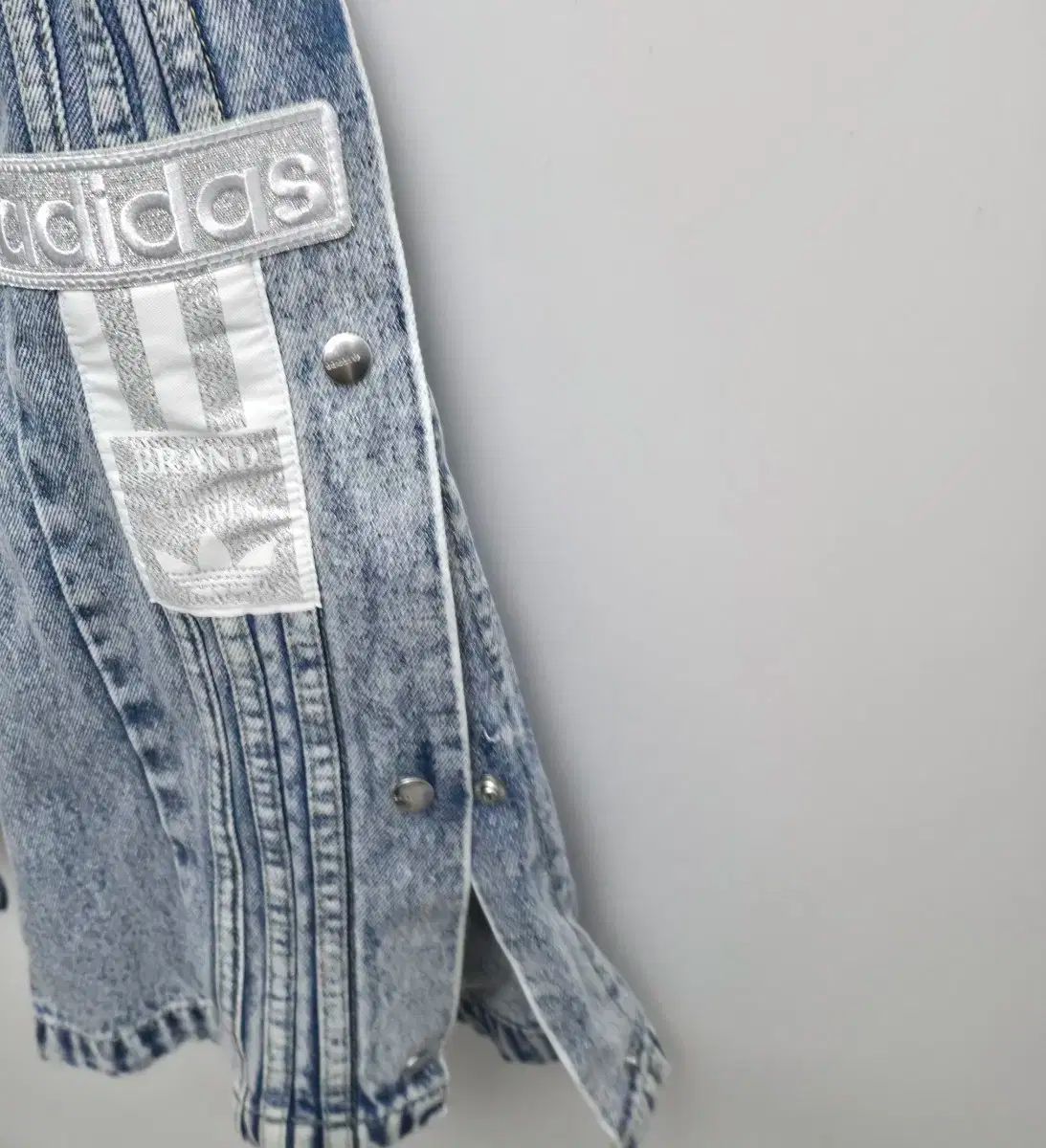 アディブレイク