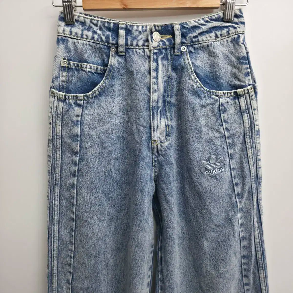 25 新商品 アディダス アディブレイク デニム ジーン