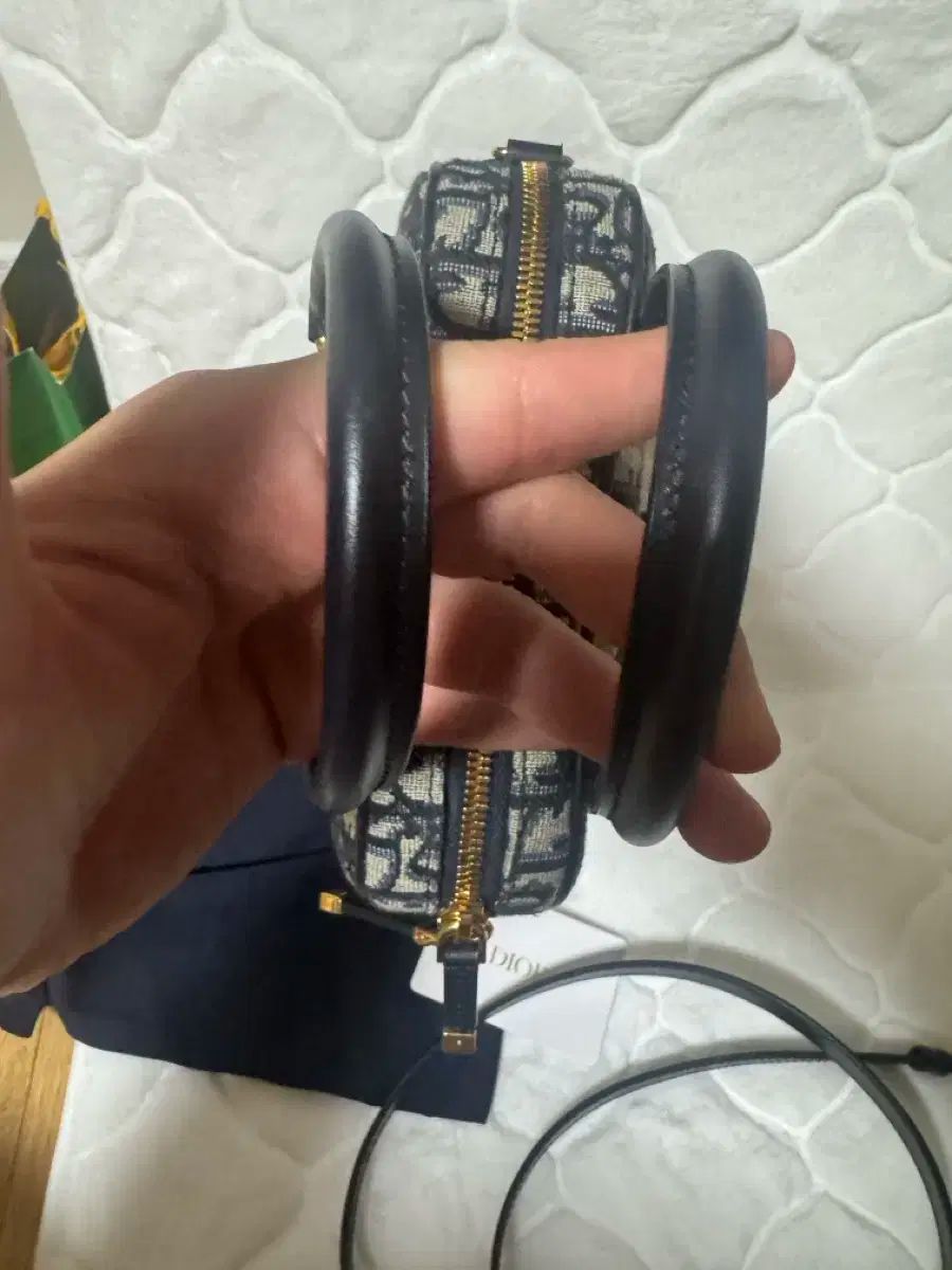 ディオール ナノ クロスバッグ 25年新モデル