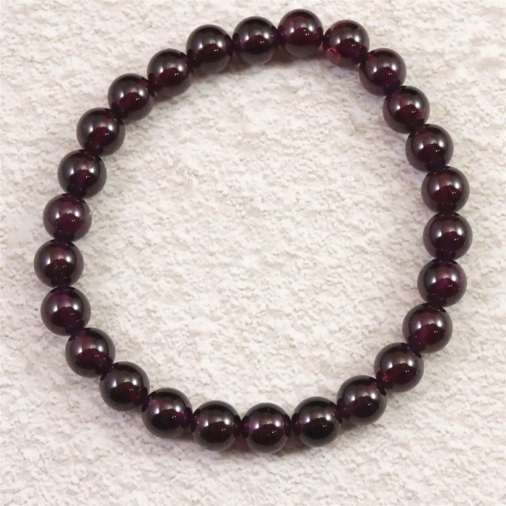 ロードライト ガーネット 4A 7mm玉ブレスレット 17.70ｇ 榎本通商71047