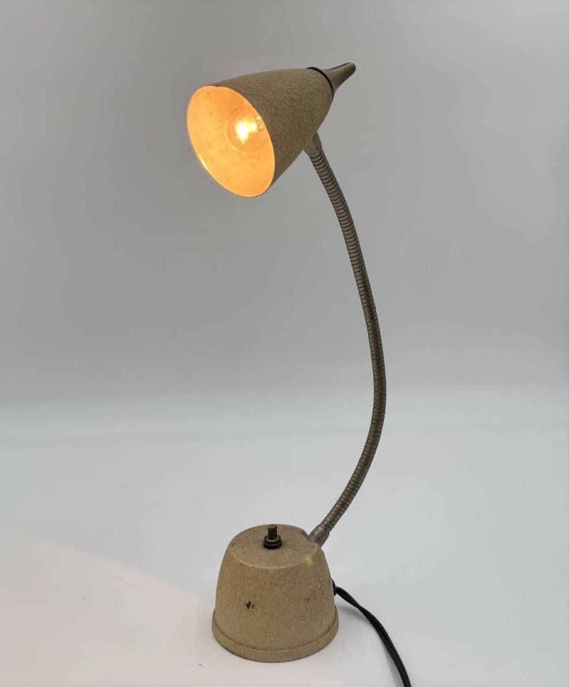 1950年代 Eagle社製 ヴィンテージ メタルベース グースネック デスクランプ ミッドセンチュリー アメリカン インダストリアル 709