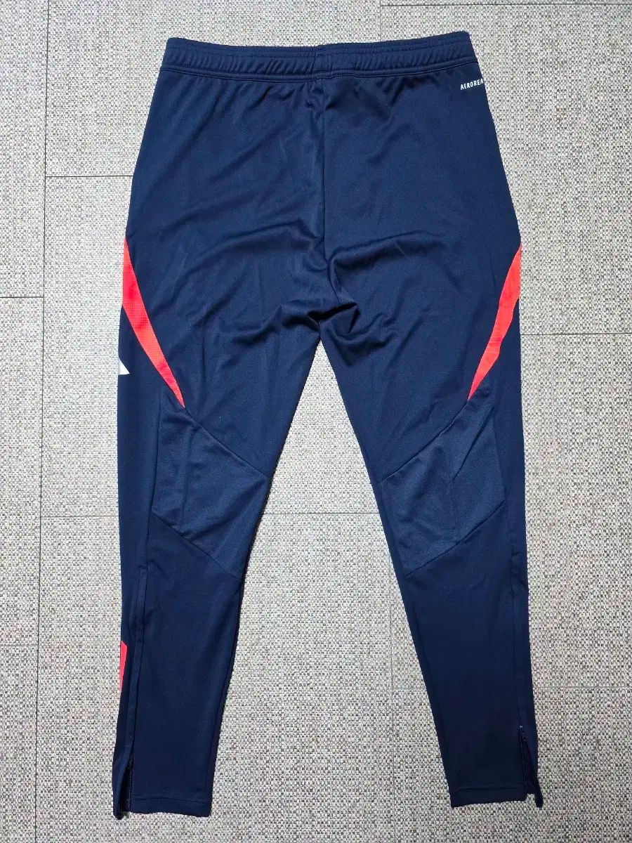 XL 24-25 マンチェスター ユナイテッドFC トレーナー パンツ ズボン LLC-HASEGAWATOSO_COM