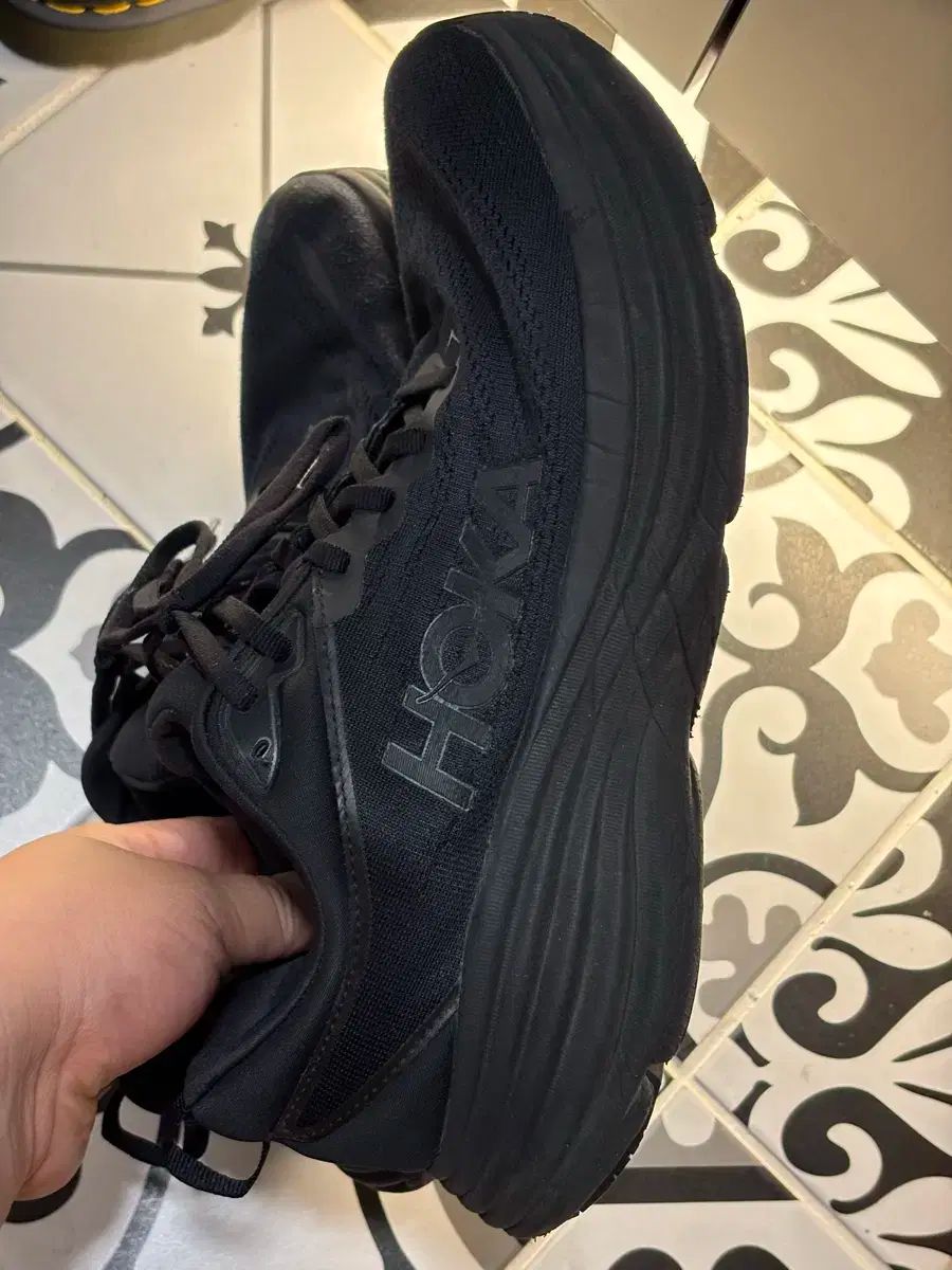 HOKA ONE ONE ホカオネオネ ボンダイ8 ブラック 280 OLIVEOS_COM_TR