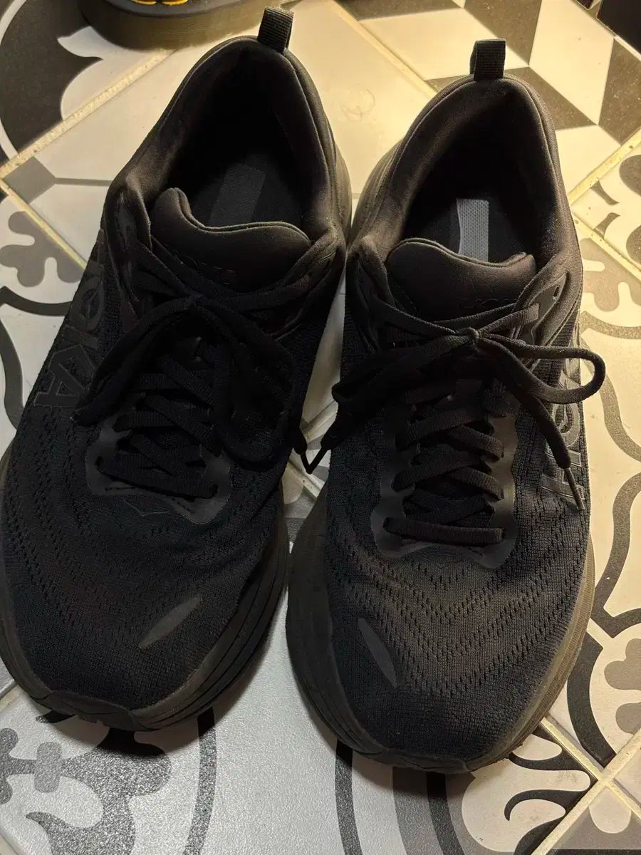 HOKA ONE ONE ホカオネオネ ボンダイ8 ブラック 280