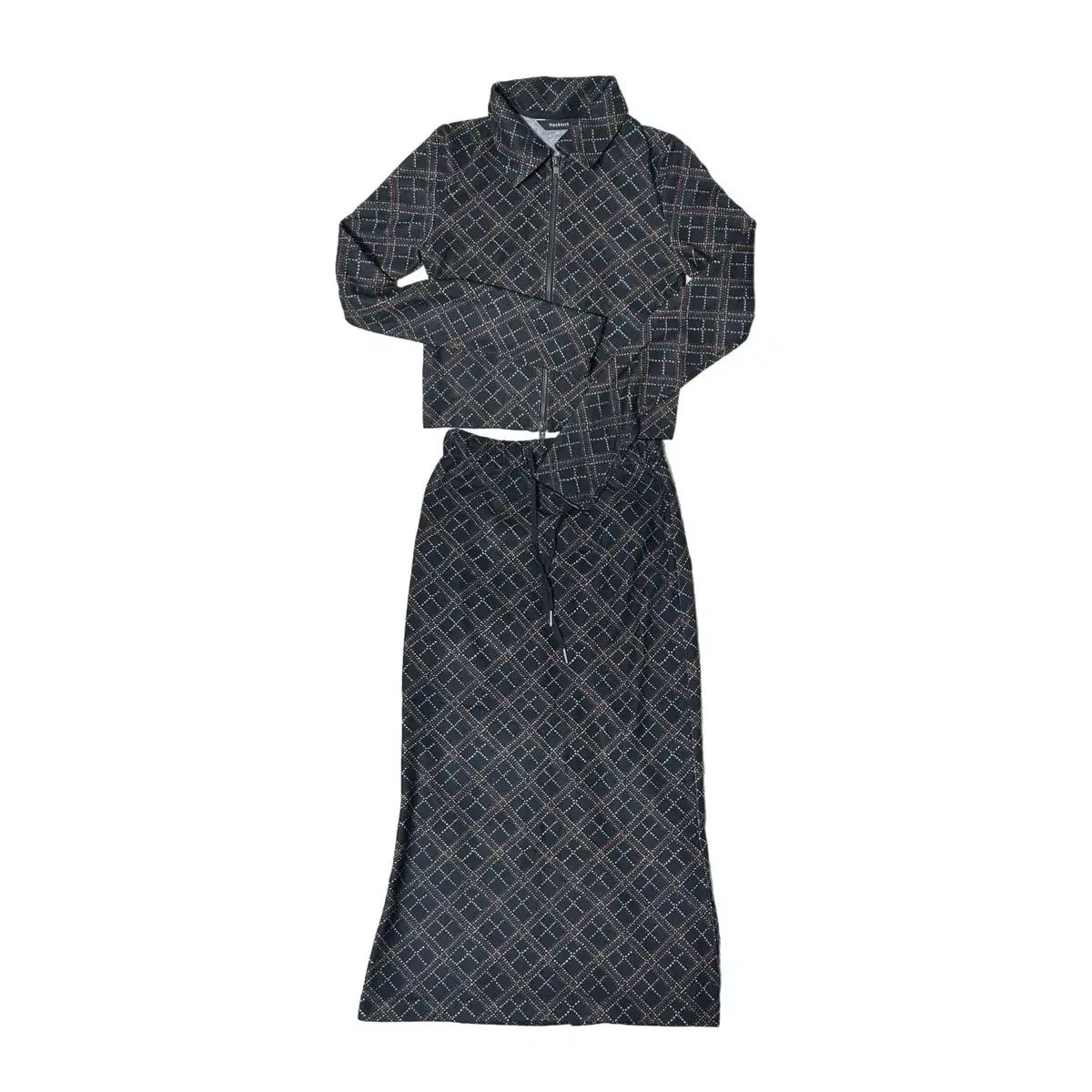 ハケッシュ セットアップ