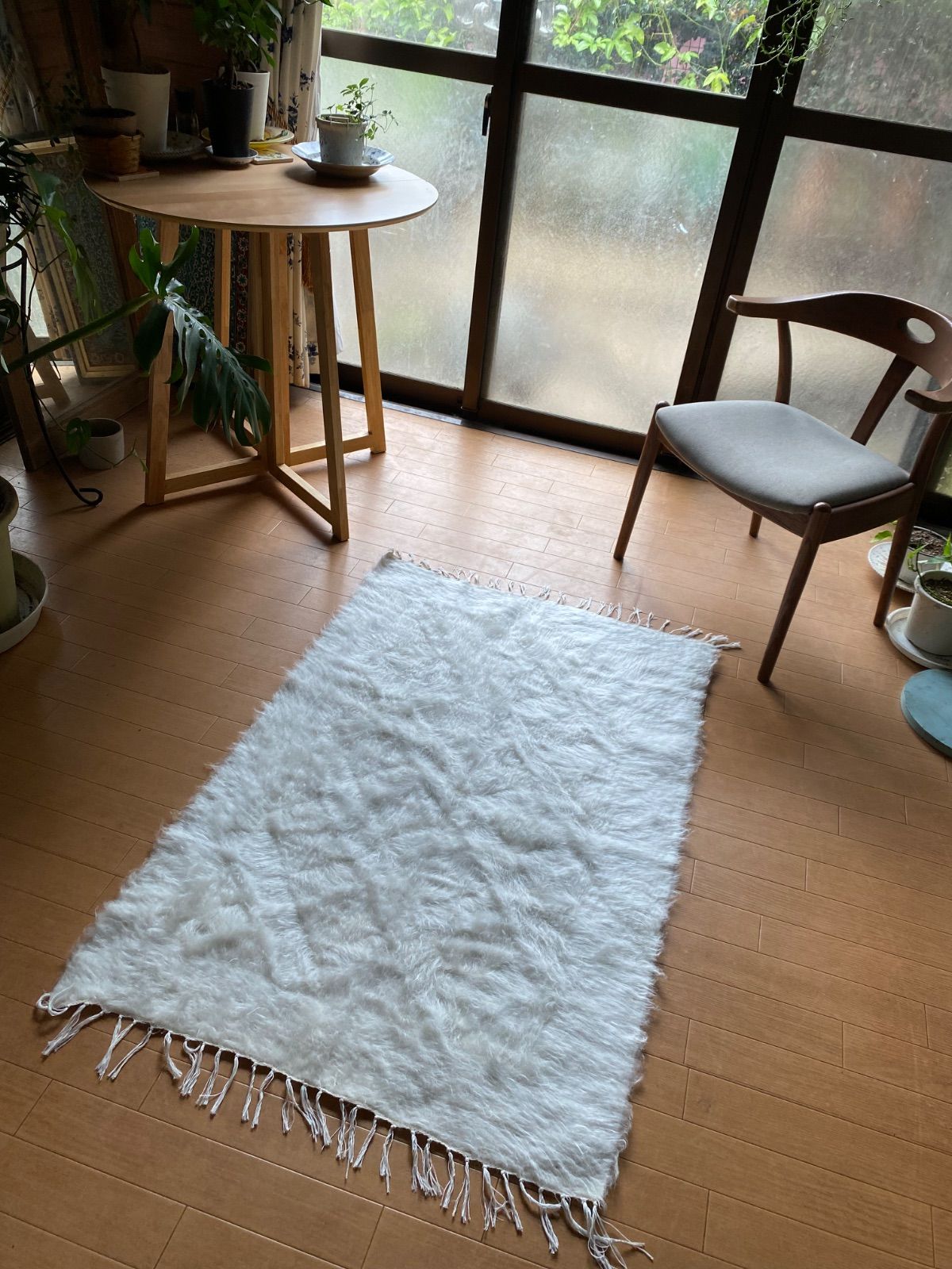 インテリアだけでなくキャンプや車にも一枚あると超便利 四季を通じて使えます