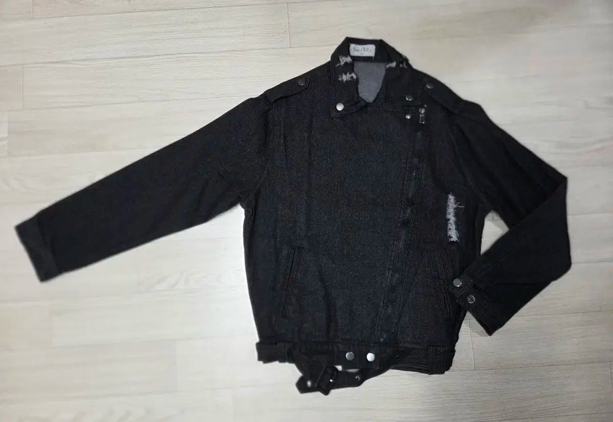 人気定番，HOT 新品 女の子150 ライダー ブラックデニムジャケット その他