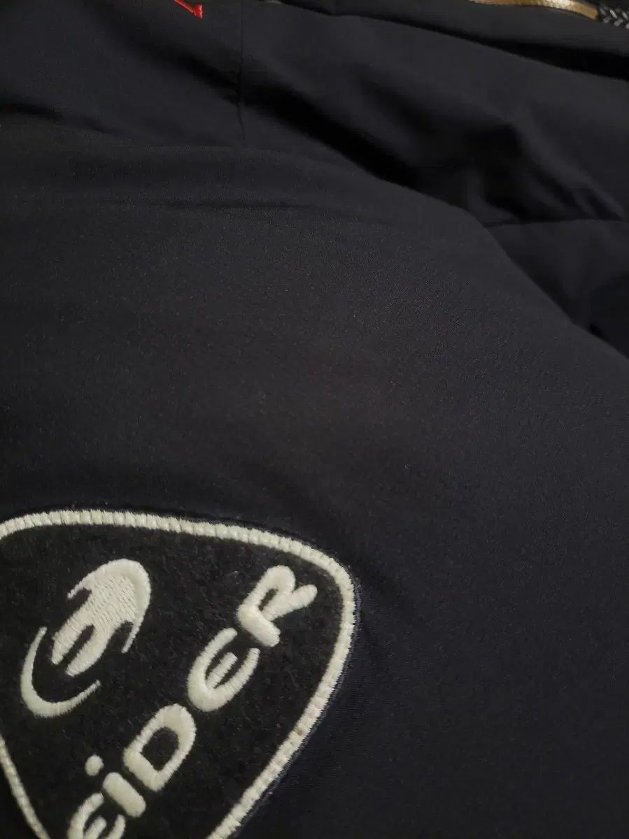 ダウンジャケット