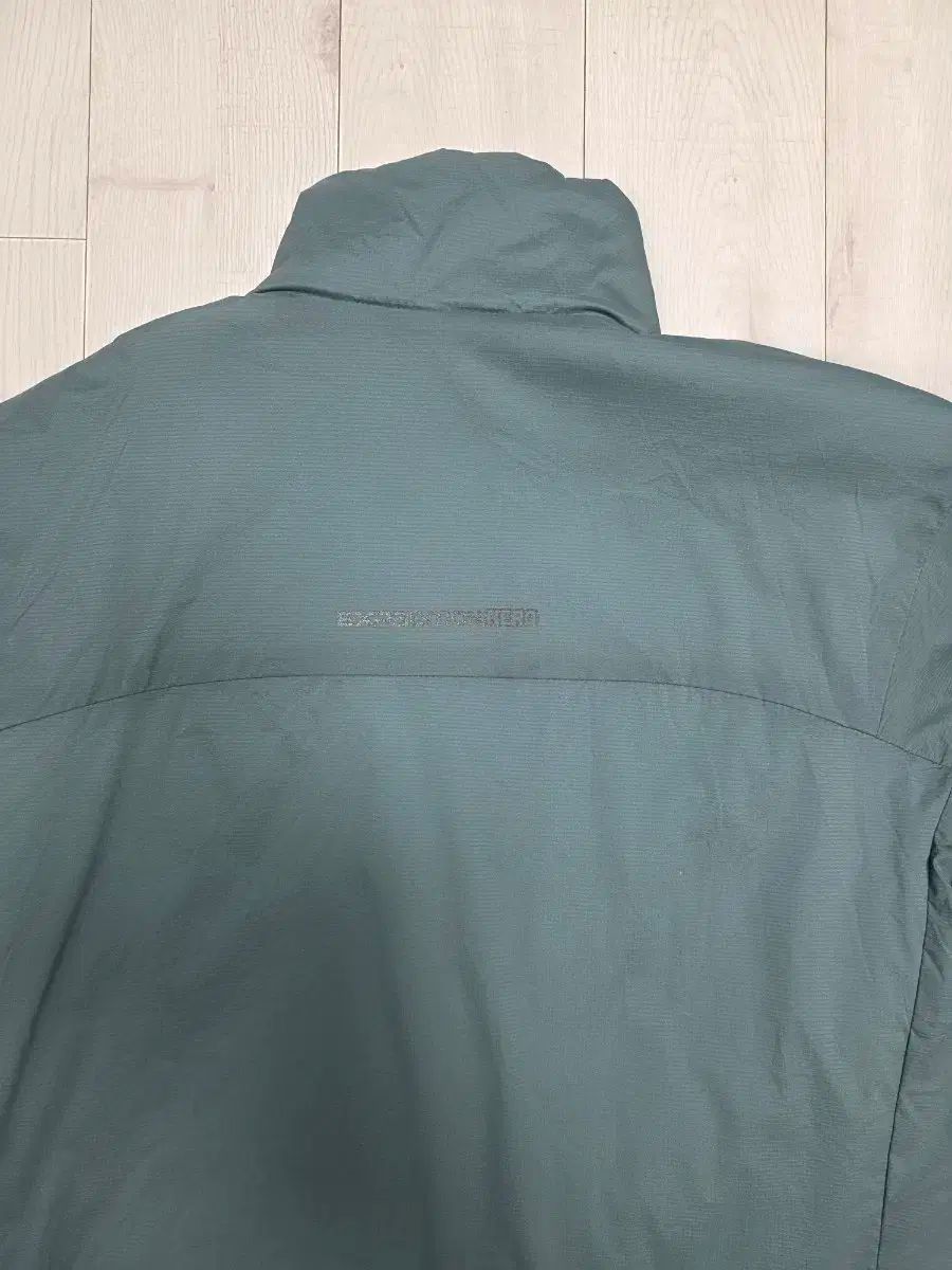 コーロンスポーツ HERO パーテックス プリマロフト ダウン ジャケット 応急処置セット アウトドアキッチン小物