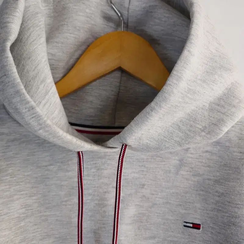 TOMMY JEANS トミー ジーンズ コットン混 グラフィック クロップド Tシャツ S